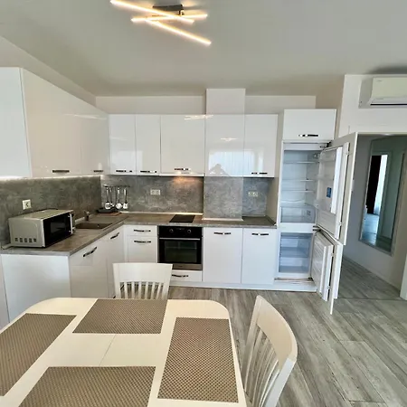 La Prime Time * Várna